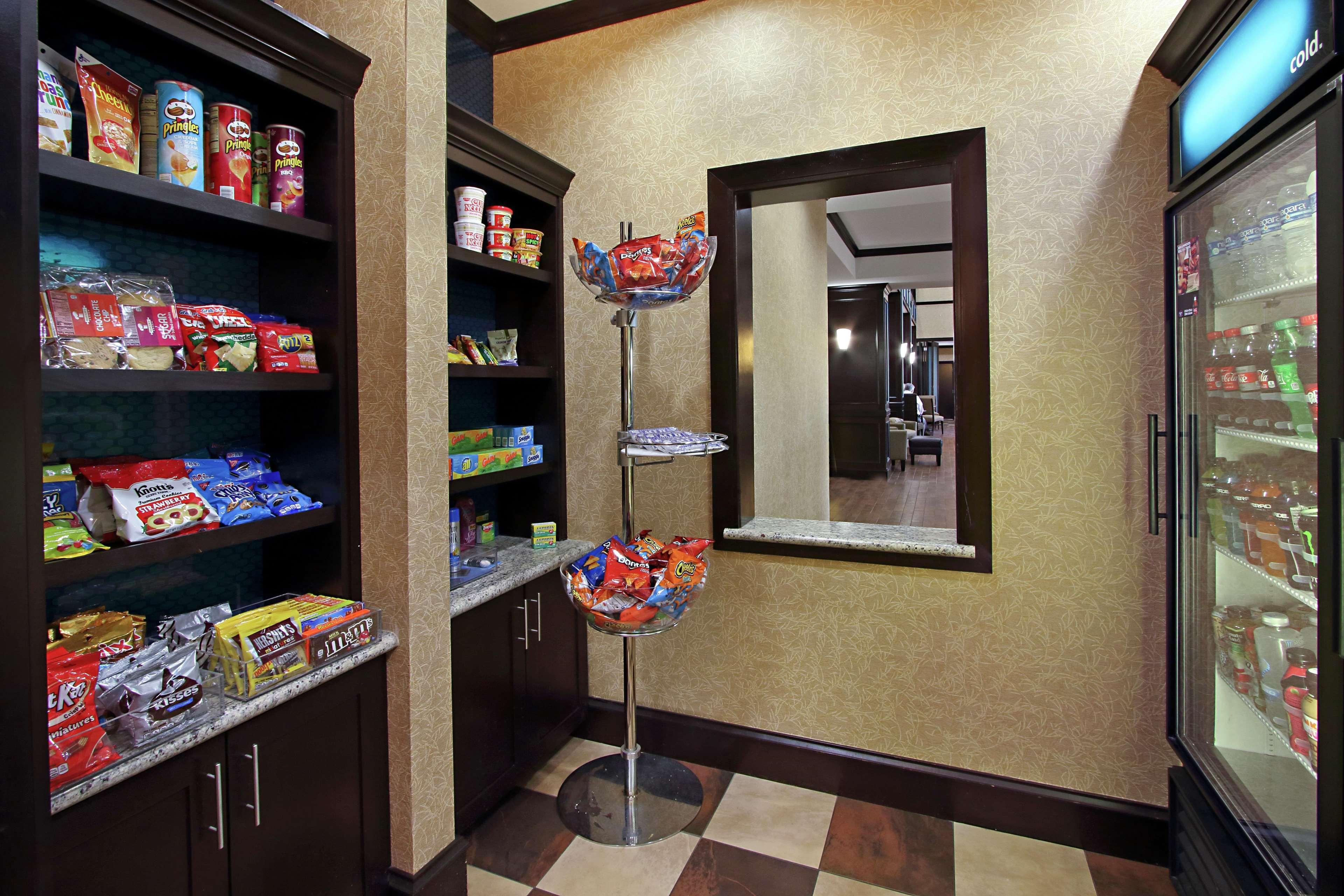 Hampton Inn & Suites Buffalo Zewnętrze zdjęcie